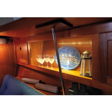Barrette lumineuse LED BATSYSTEM U-Pro-System + interrupteur incorporé| EAN 8033137045653 Ref 13.839.01